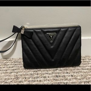 Guess Wristlet